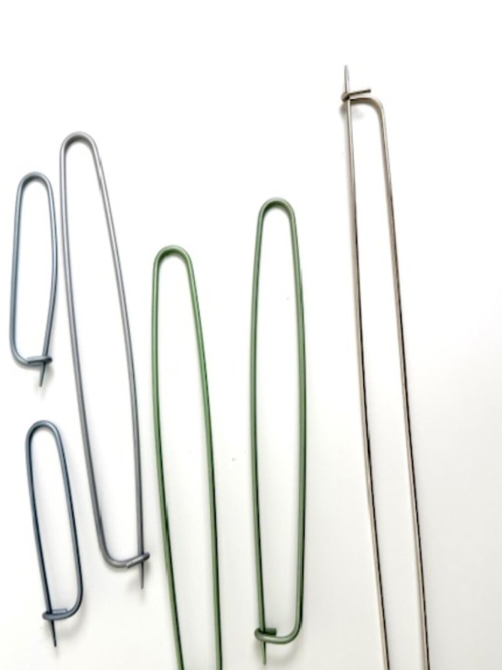 Lot of 6 Aluminum Stitch Holders for Knitting Projects